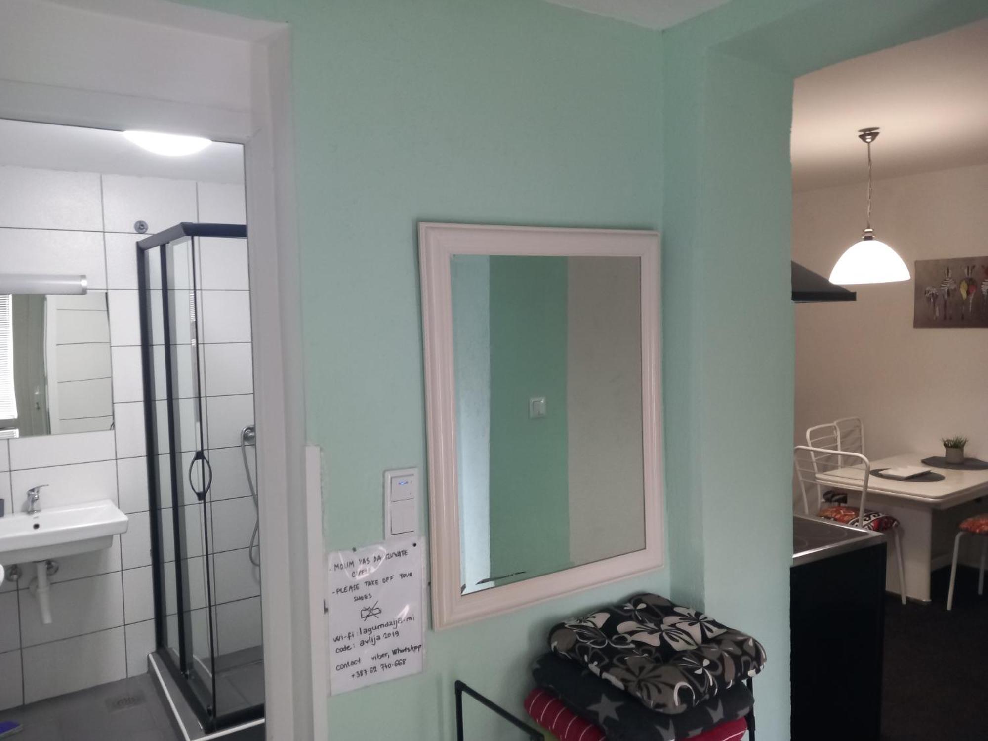 Apartments Hrvatin No 5 Сараево Номер фото